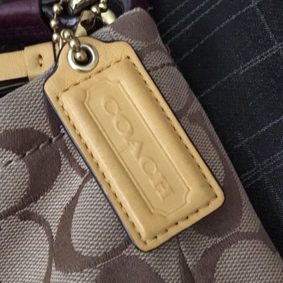 Coach handbag - Picture 2 of 3